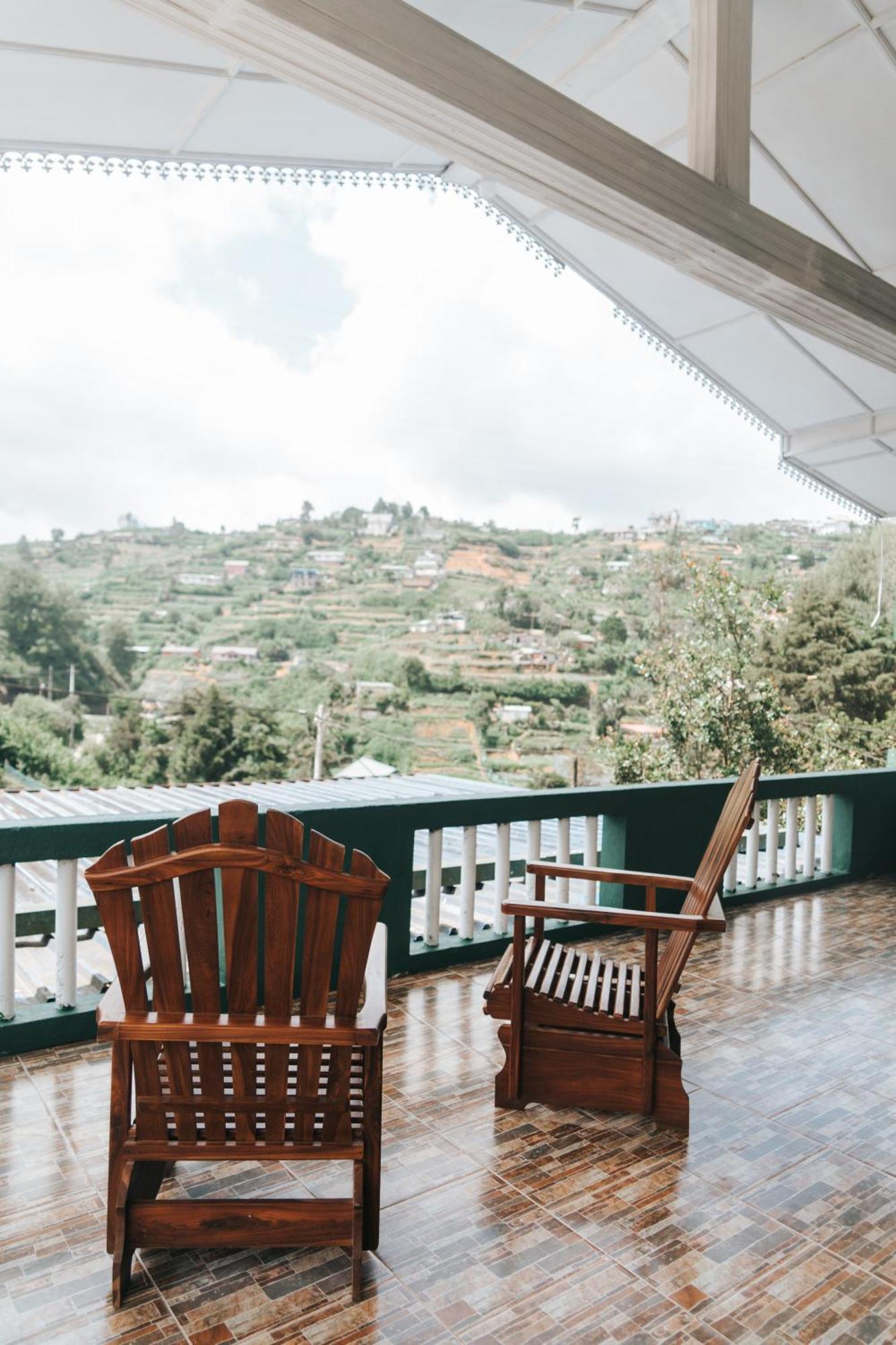 Resort Earth And Sky *