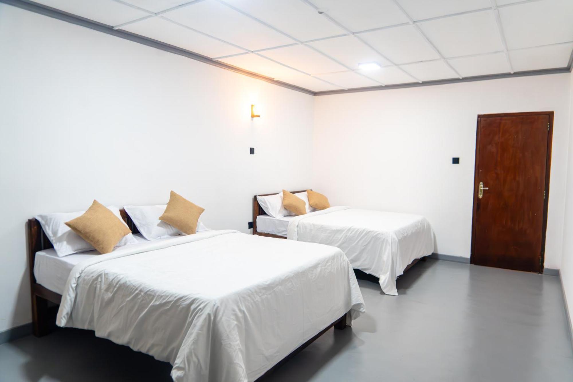 Earth And Sky Resort