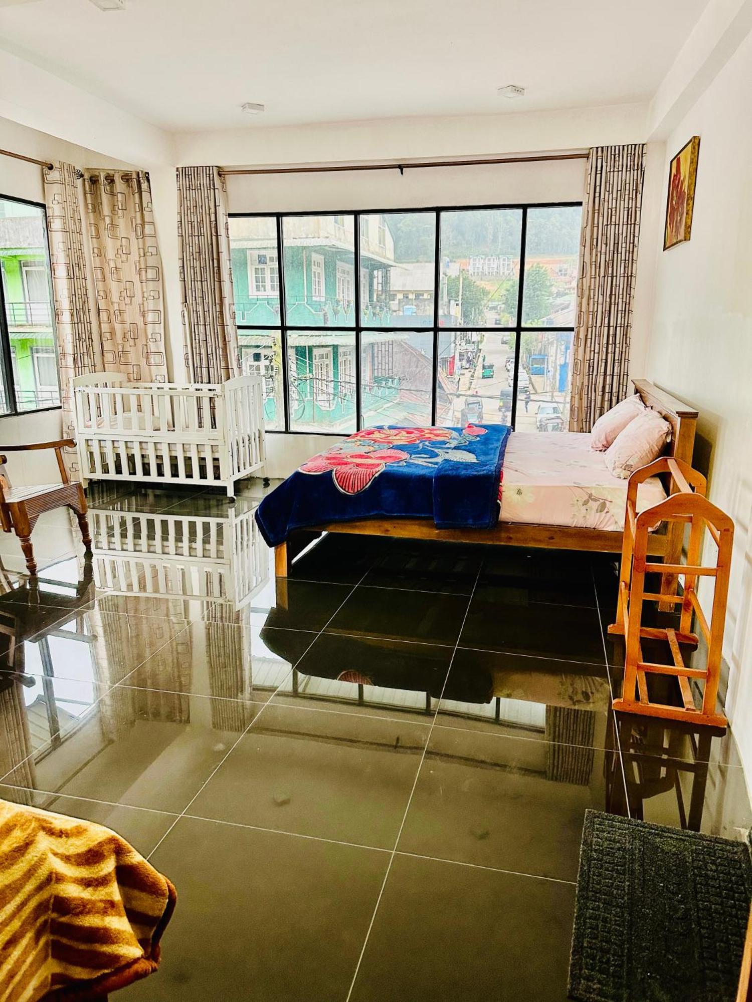 Guest house Hazel Town House *