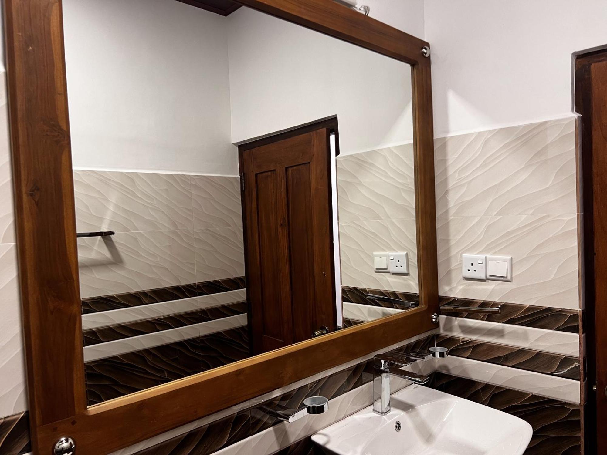 Promax Hostel Nuwara Eliya