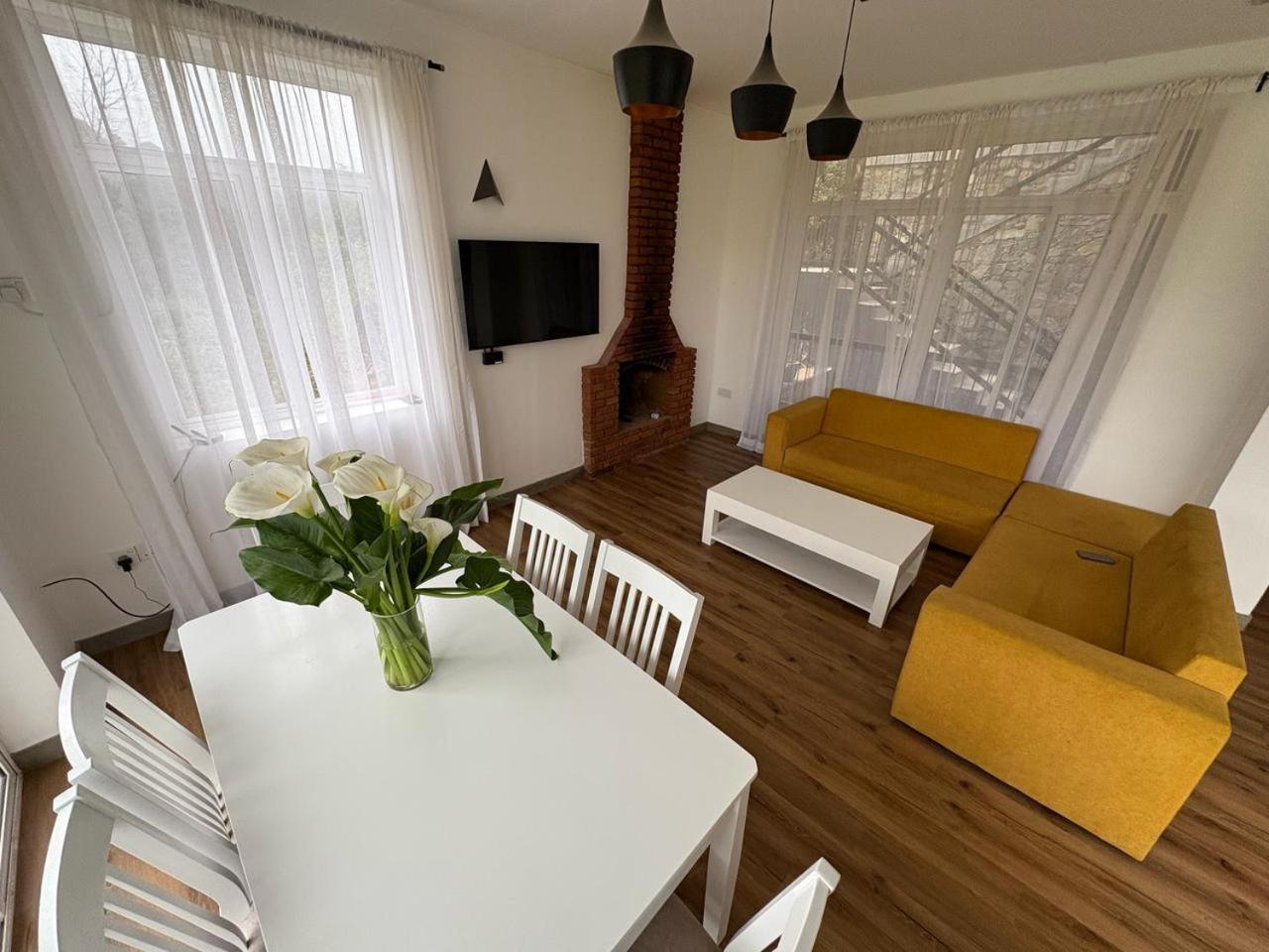 Fourth Milestone Guest house Nuwara Eliya