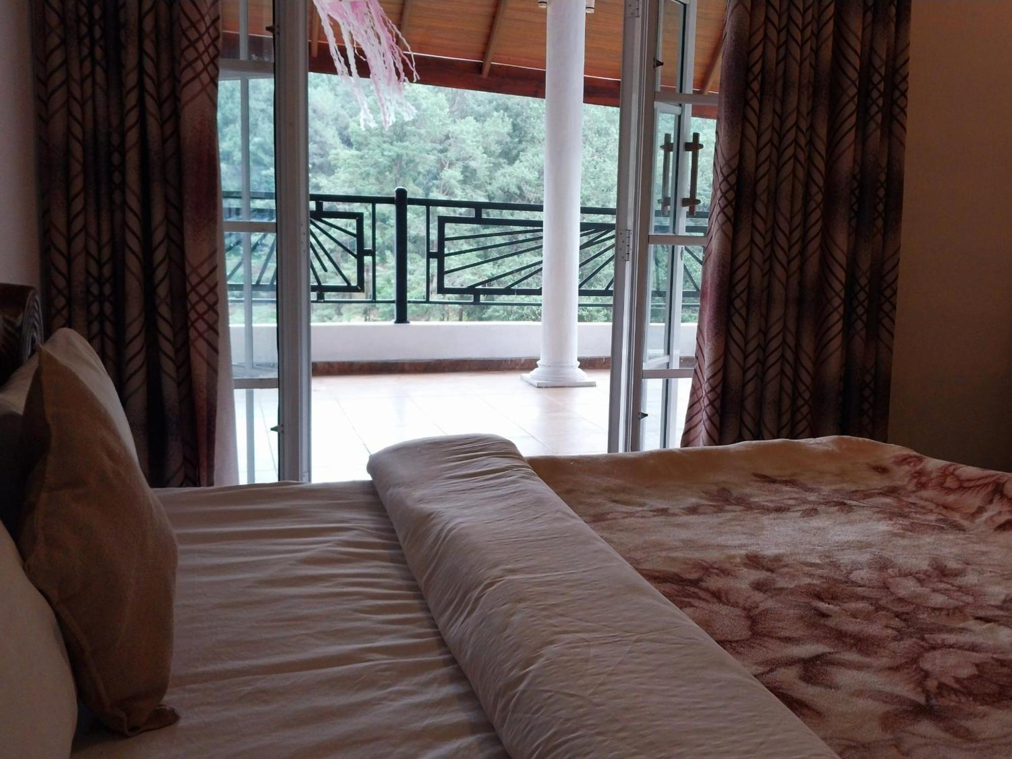 Drizzle Ridge * Nuwara Eliya