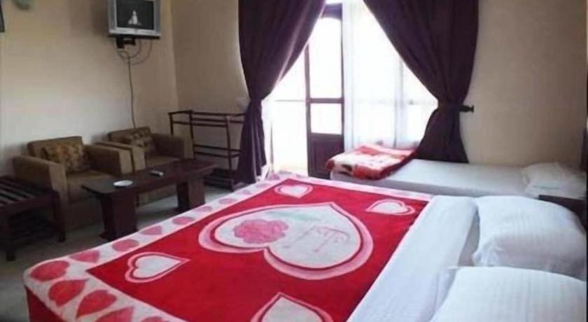 Ashley Hotel