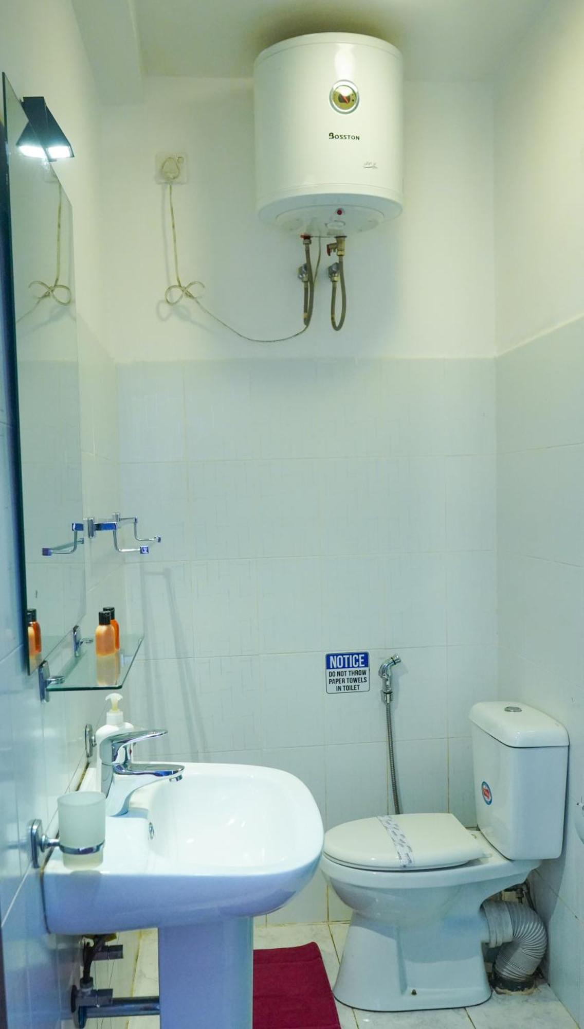 Mountain Breeze Cool Apartment