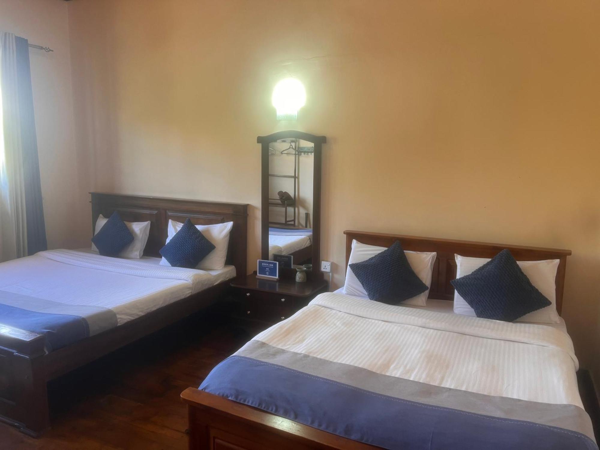 Guest house Lakeside Garden 湖畔花园山居 *