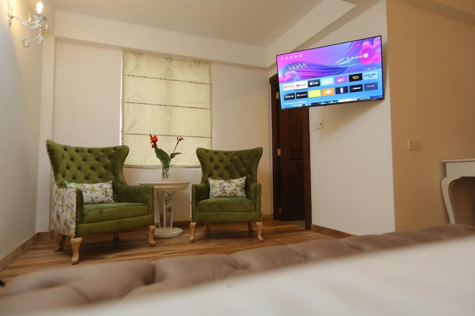 Nicholas Guest house *