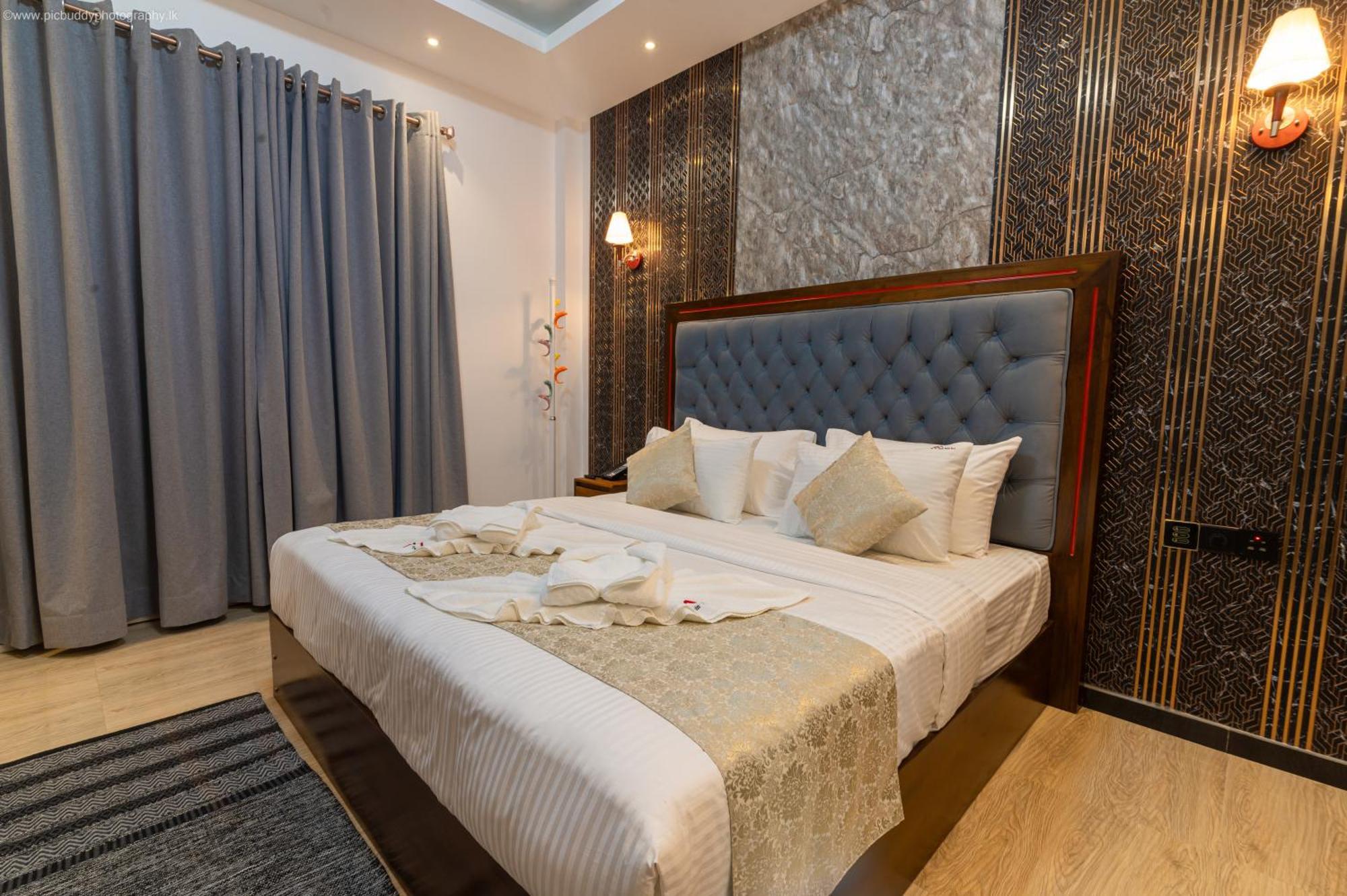 Hotel Twin Red - Luxury With Mountain View *