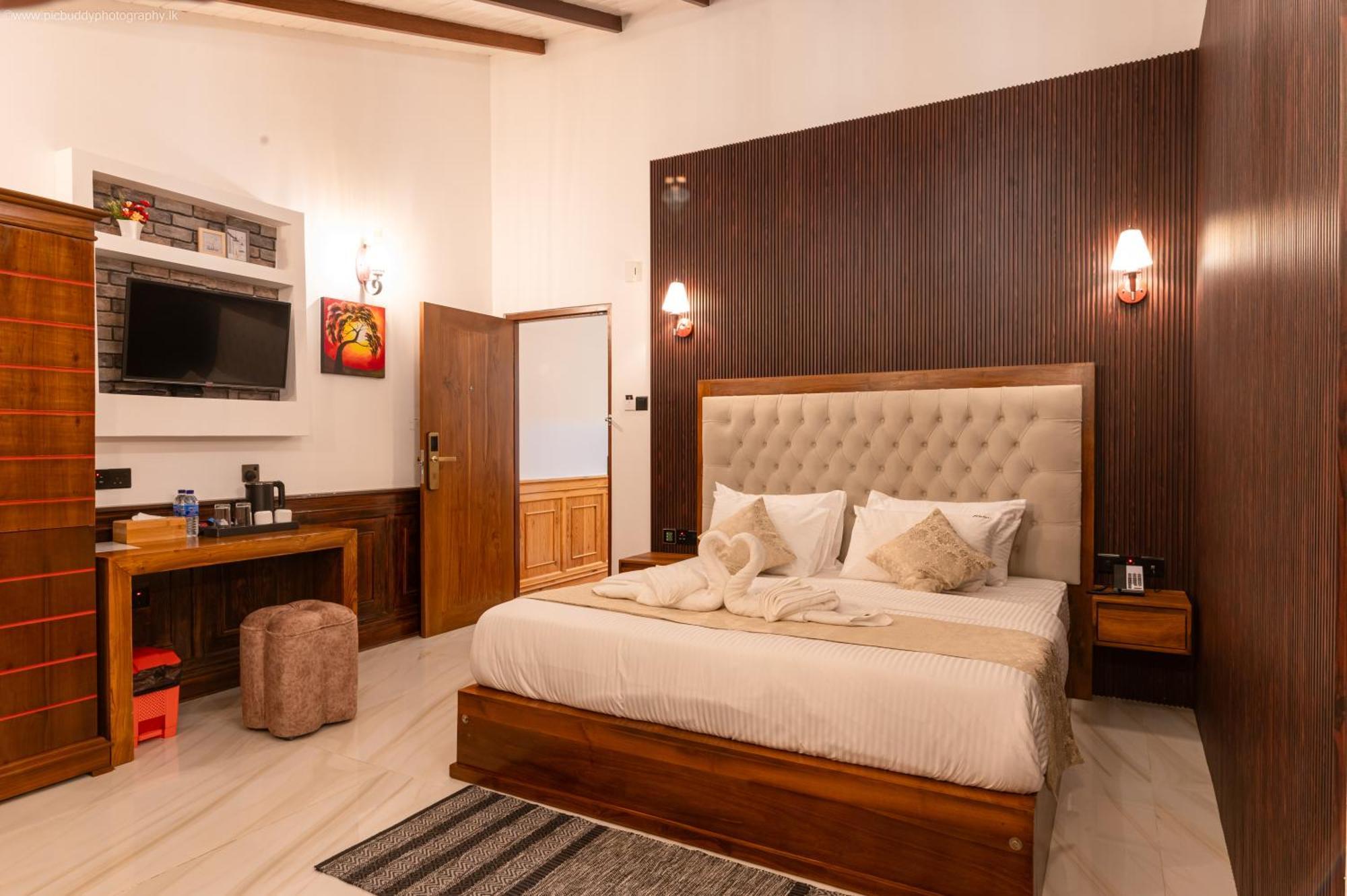 Twin Red - Luxury With Mountain View Hotel Nuwara Eliya