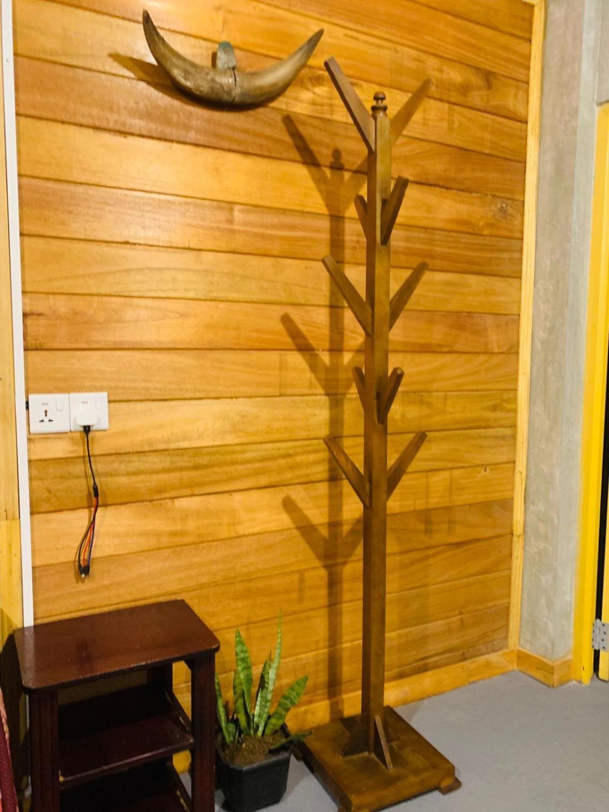 20/20 Wood Homestay *