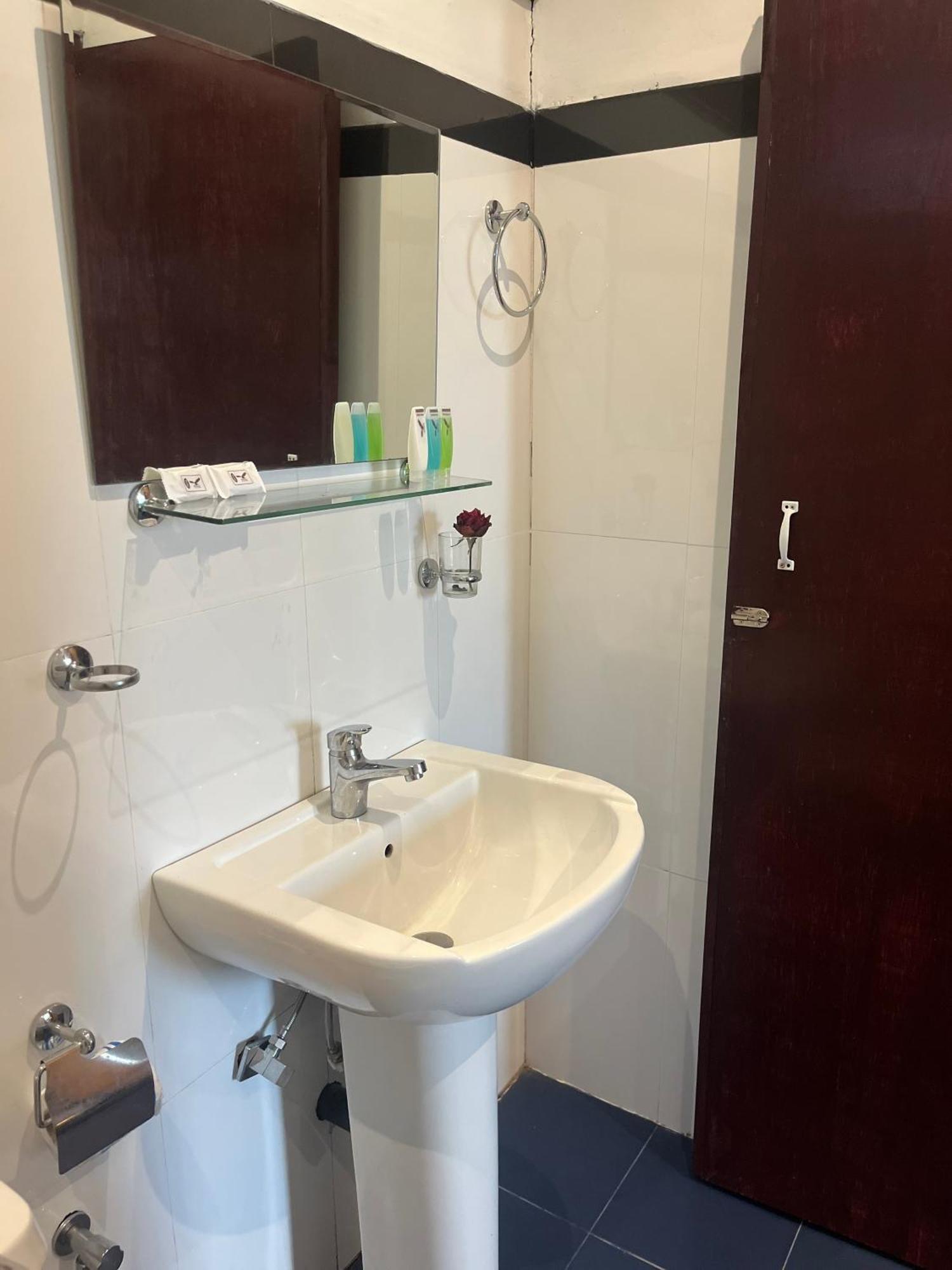 Hotel The Natures Nuwaraeliya 3*