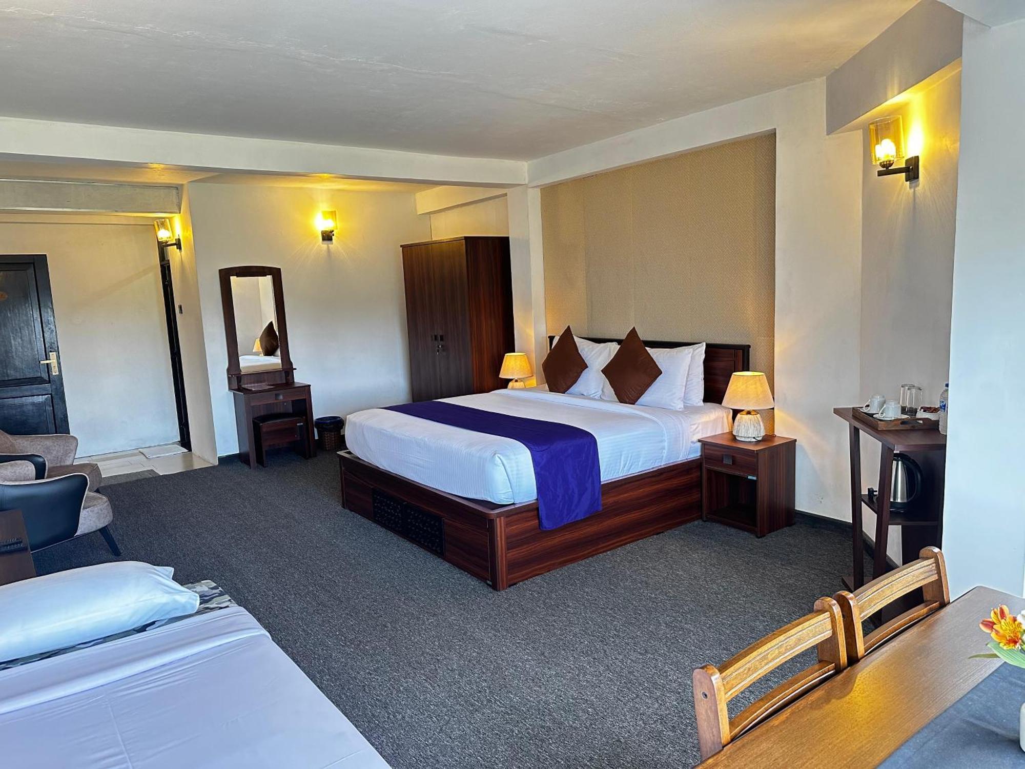 Summer Bliss * Nuwara Eliya