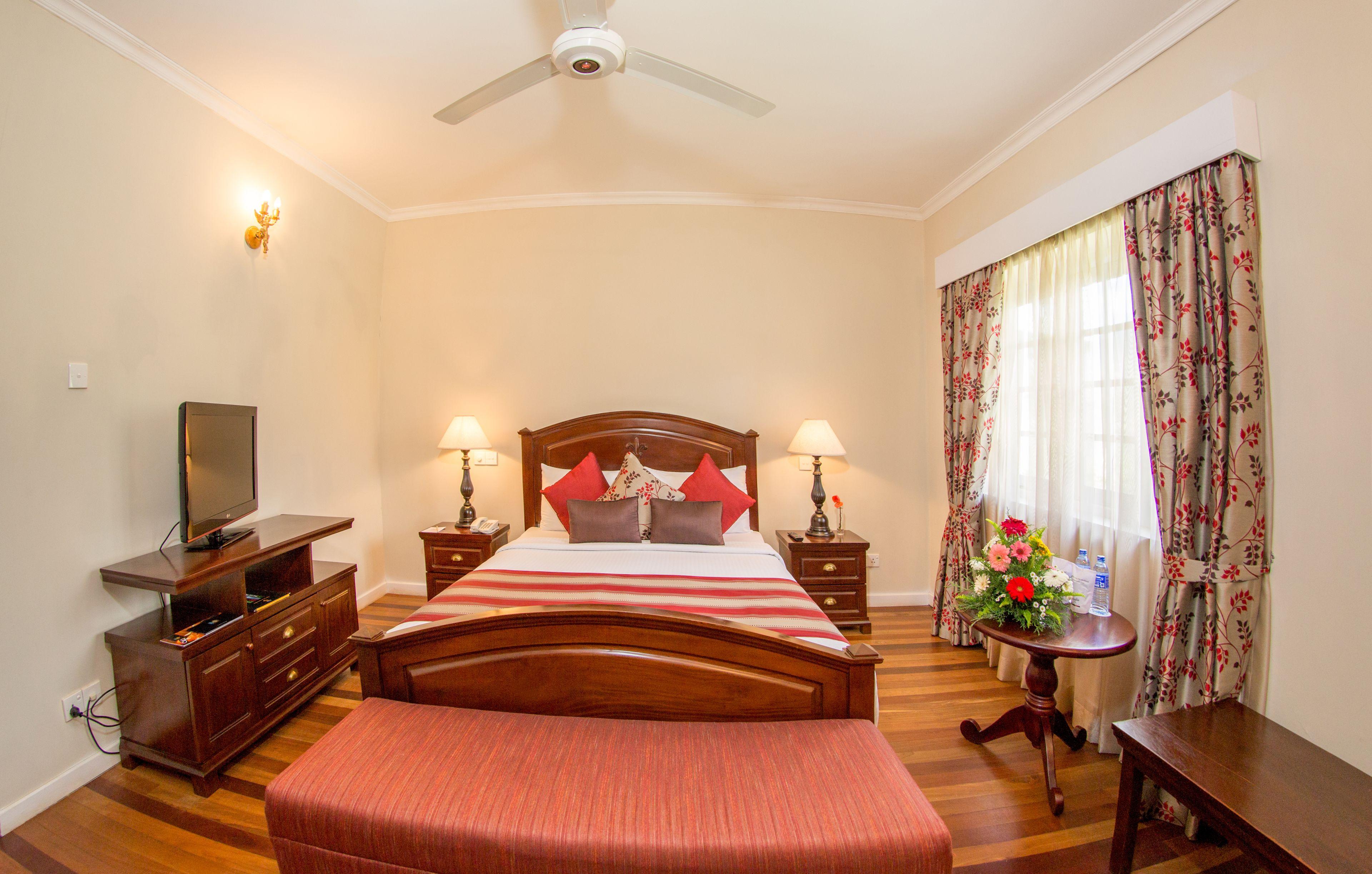 Langdale Boutique By Amaya *