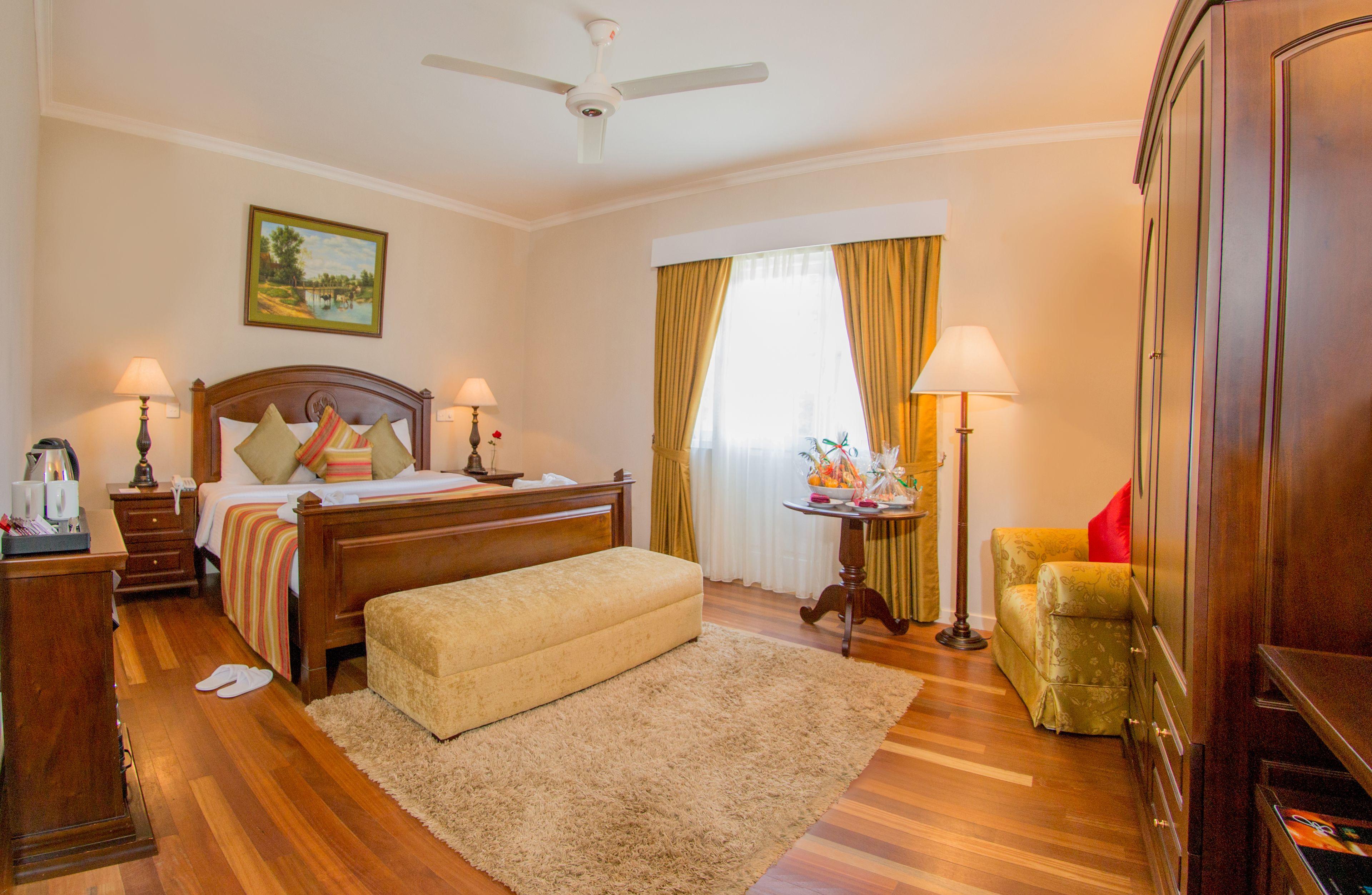 Langdale Boutique By Amaya