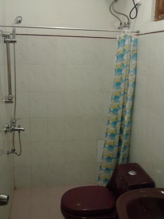 Royal Mount Hotel & Restaurant Nuwara Eliya