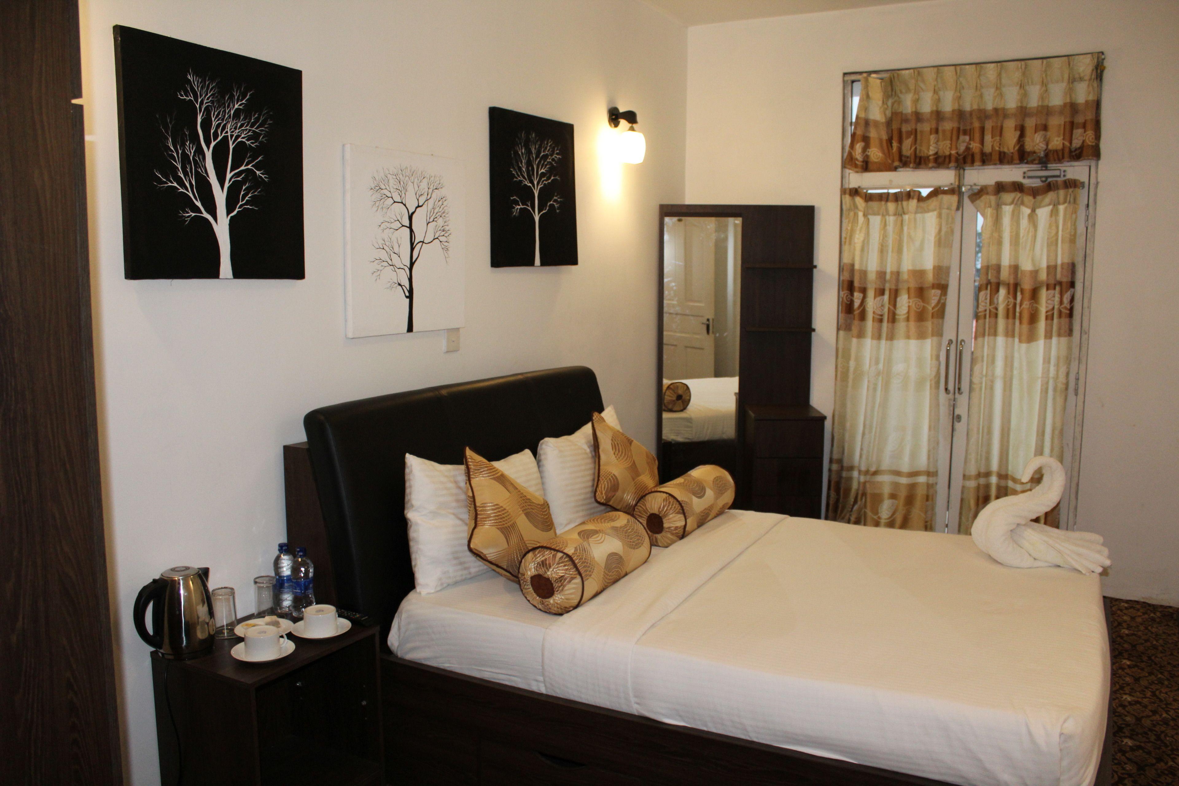 La Cottage Boutique Hotel & Restaurant Hotel