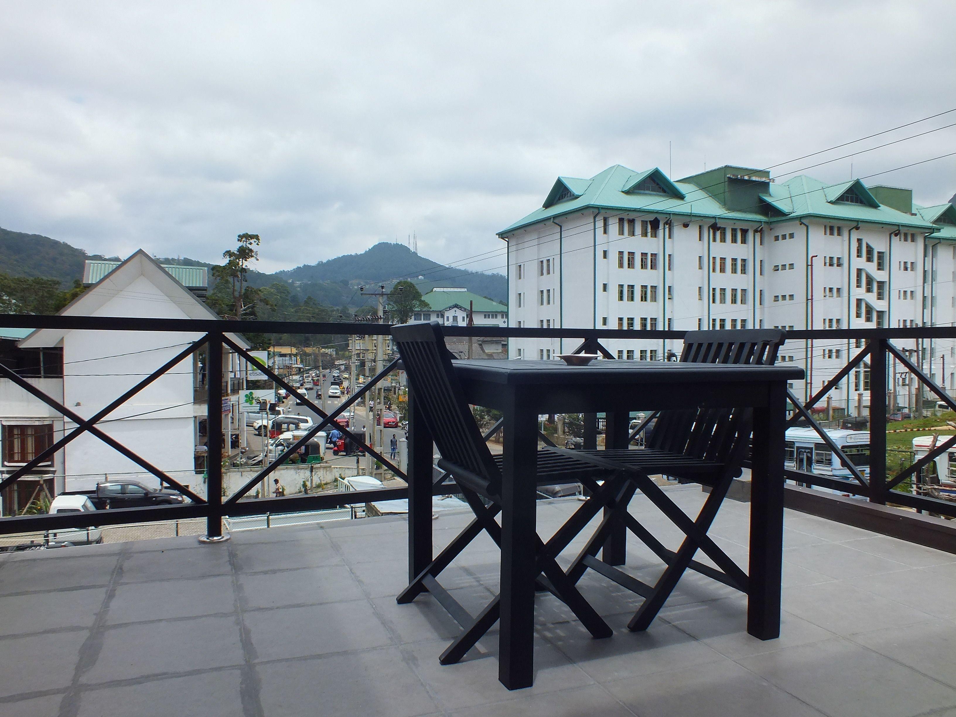 42 Hotel Nuwara Eliya