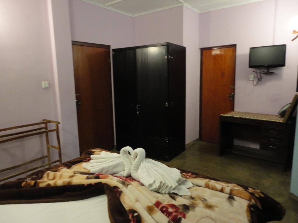 Hill Crest Residency *