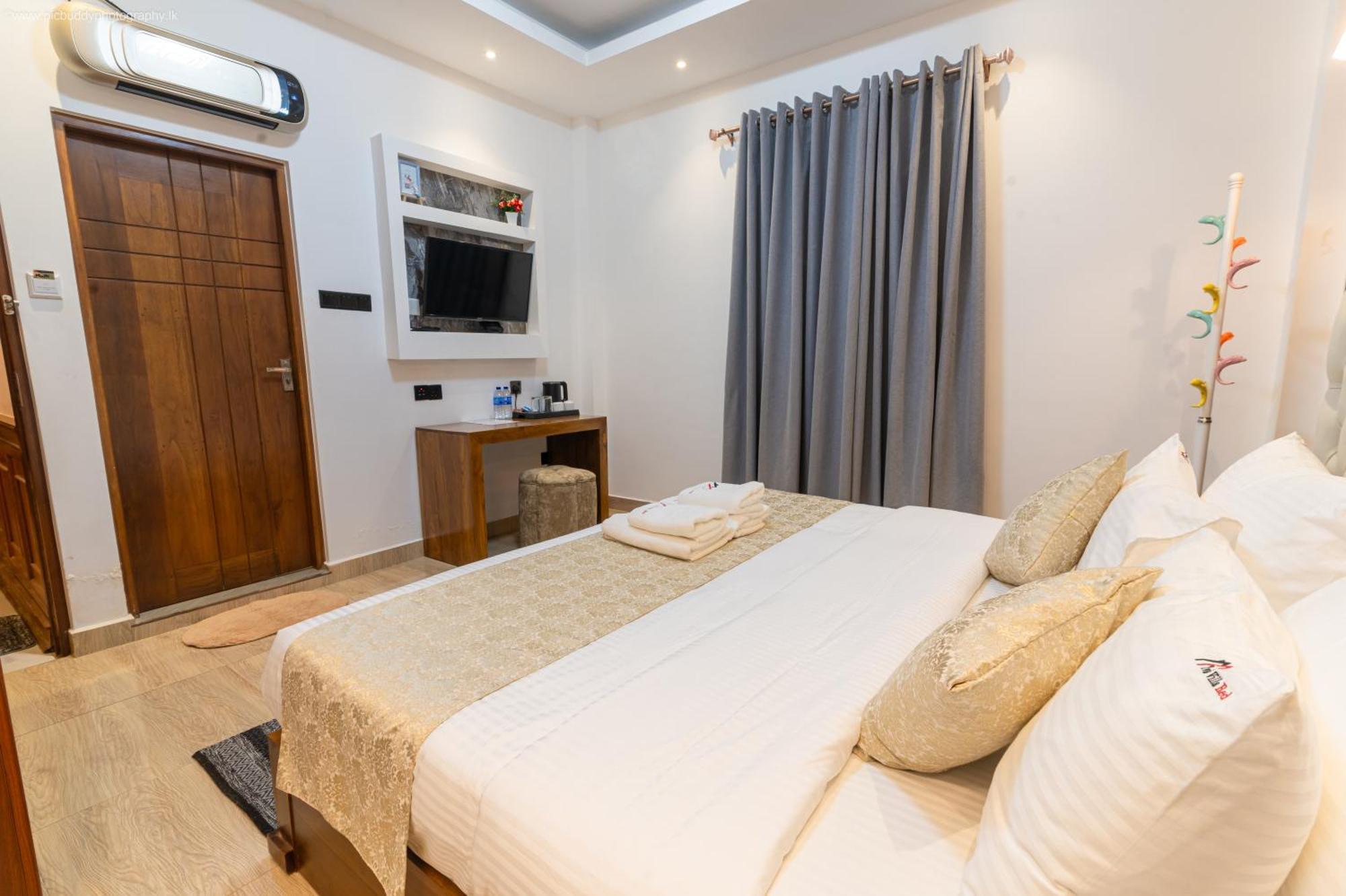 Twin Red - Luxury With Mountain View *