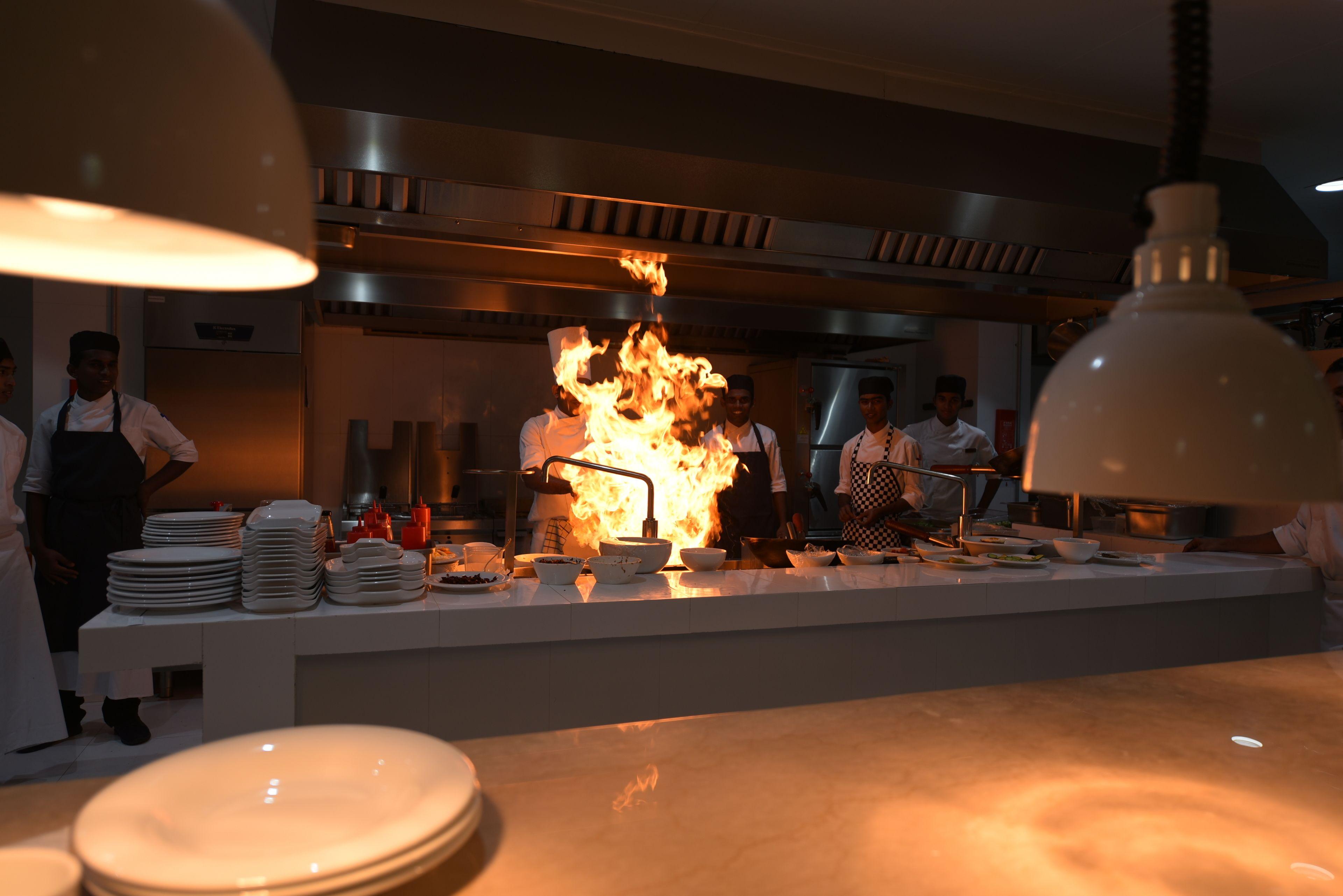 Hotel Araliya - Your Gateway To Everything In