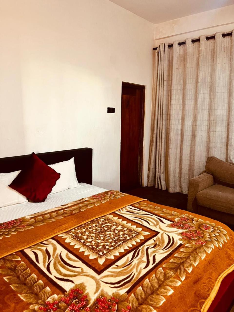 Hotel The Budget White House Nuwara Eliya