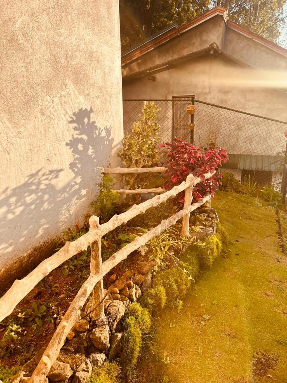 Hotel The Budget White House Nuwara Eliya