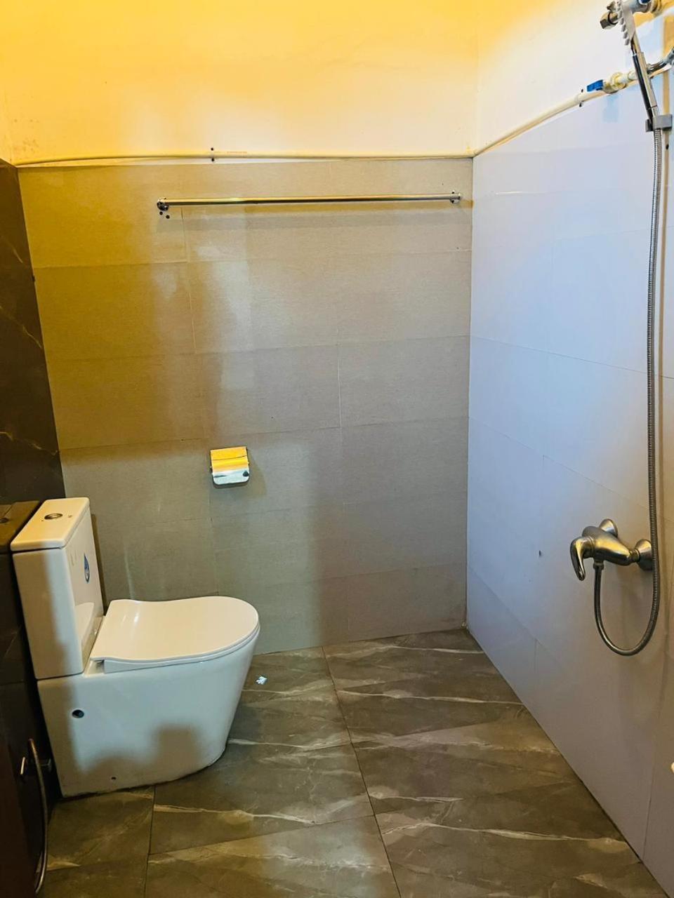 Hotel The Budget White House *