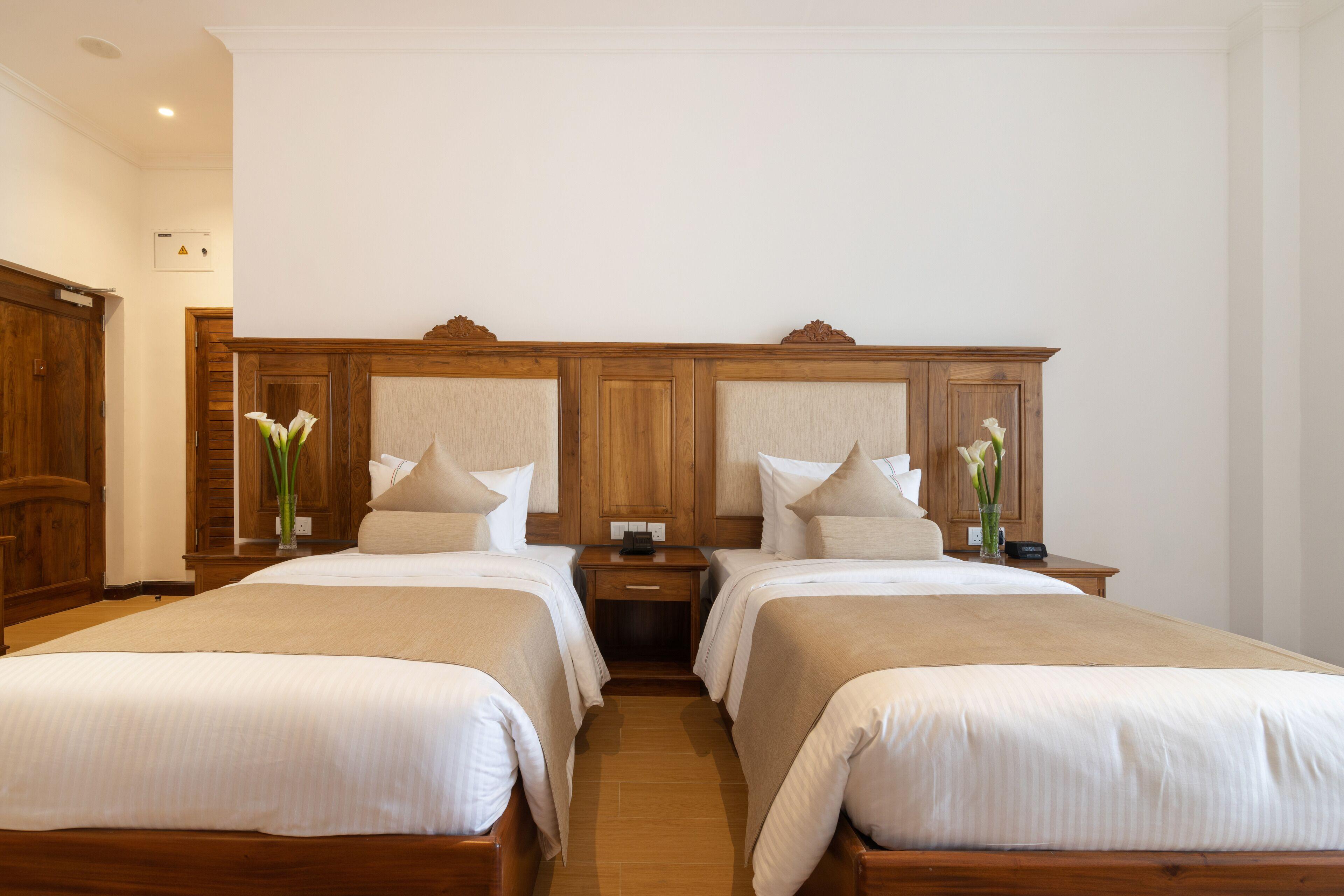 Araliya Red - Budget Friendly Hotel- Where Find Stunning 360 Panoramic View Of 4* Nuwara Eliya