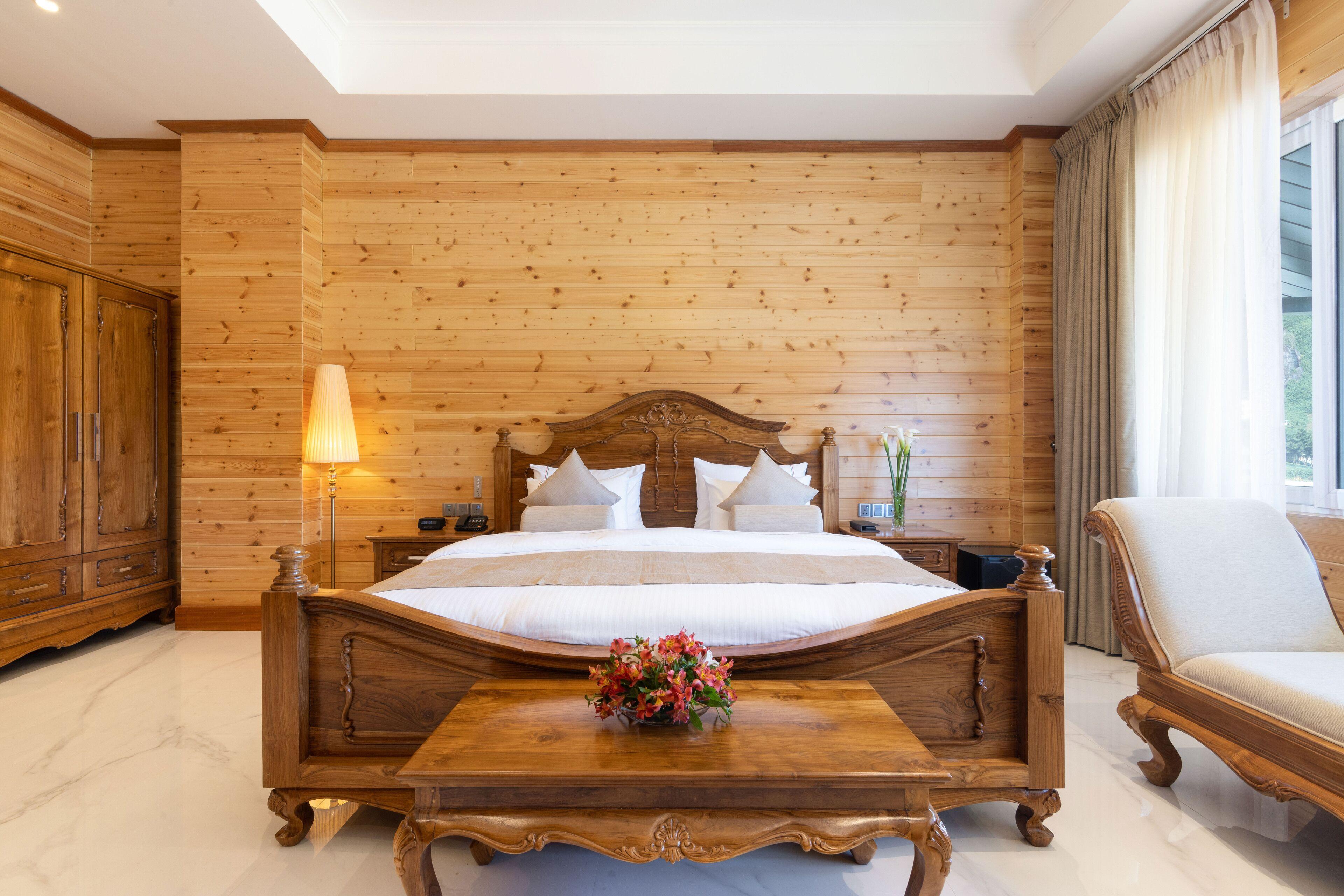 Araliya Red - Budget Friendly Hotel- Where Find Stunning 360 Panoramic View Of 4*