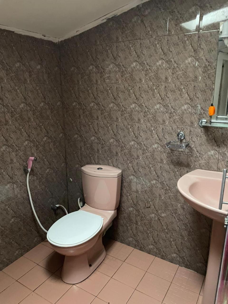 C'est La Vie Nuwara Eliya