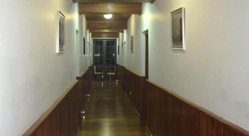 Hotel Daffodils Nuwara Eliya