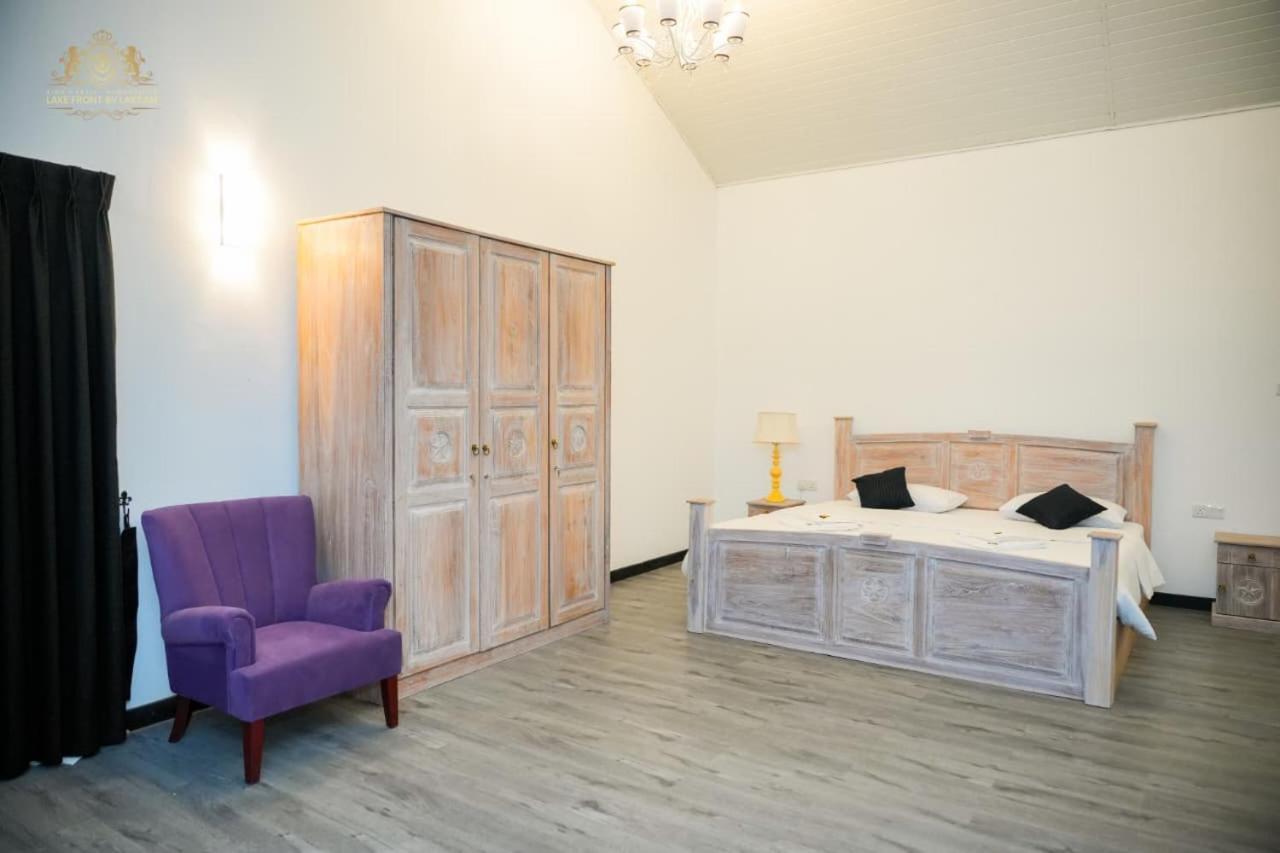 King Castle Front By Laksam Hotel 4*