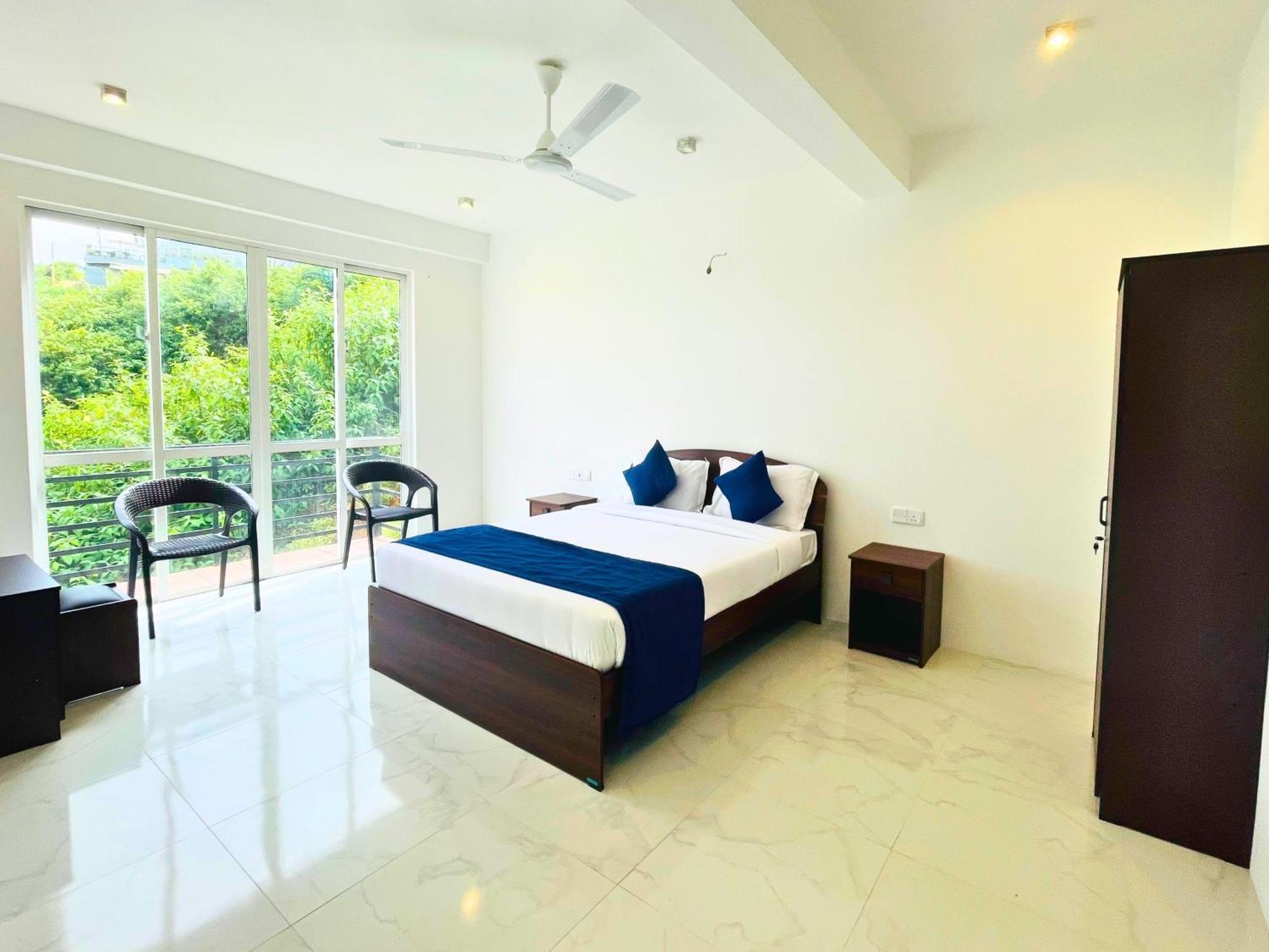 Queens Mount Glen Heights Hotel 2*