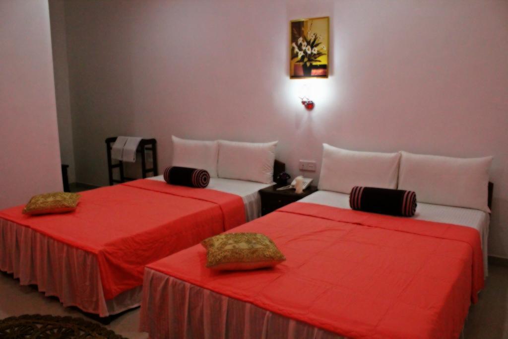 Yoho Toppass Breeze Guest house 2*