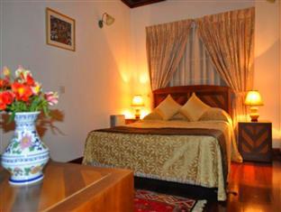 Cocoon Hills Guest house 4*