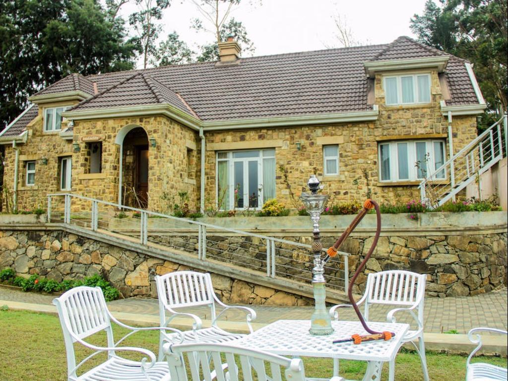 Little England By Celeste Hotel