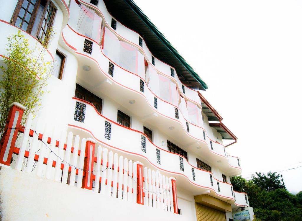 Guest house Yoho Toppass Breeze 2*