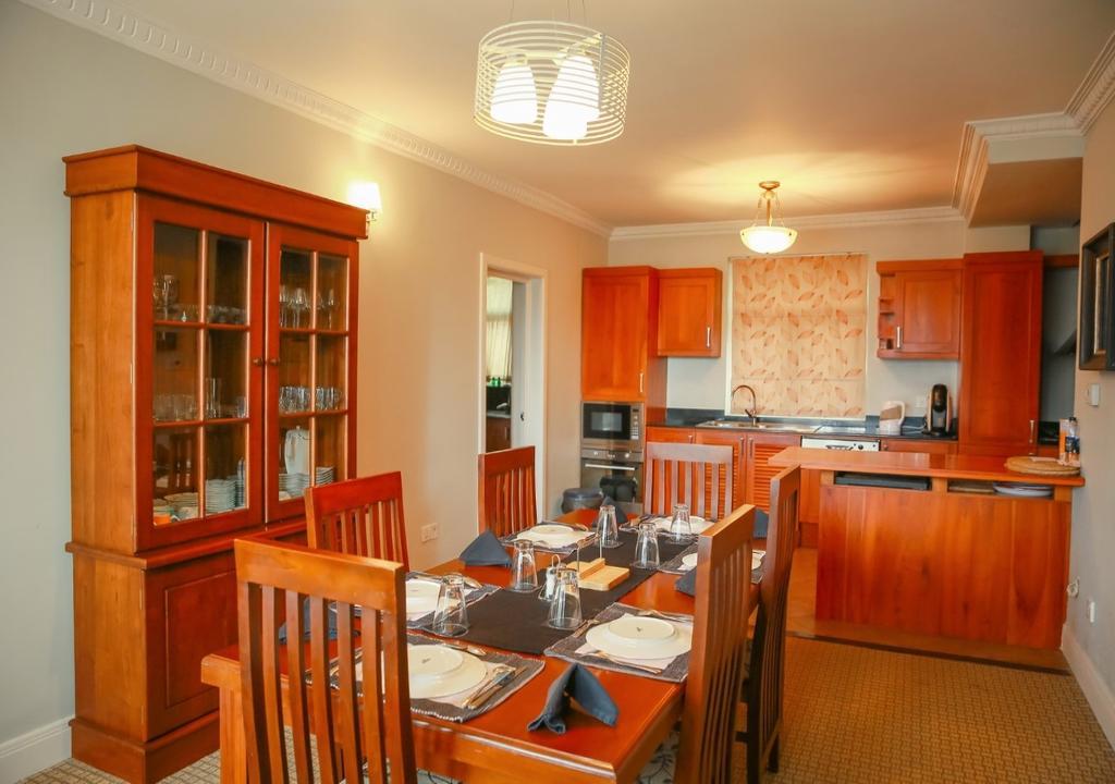 Hotel Little England By Celeste 4*