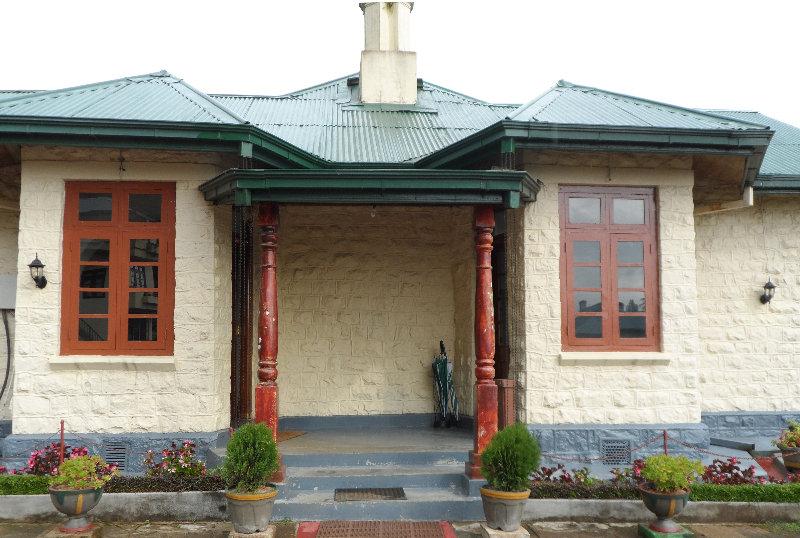 Hotel Tea Bush Nuwara Eliya