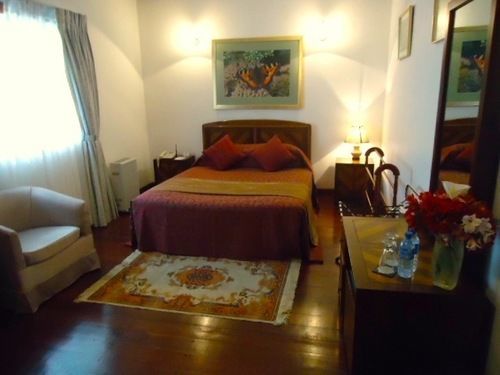 Cocoon Hills Guest house