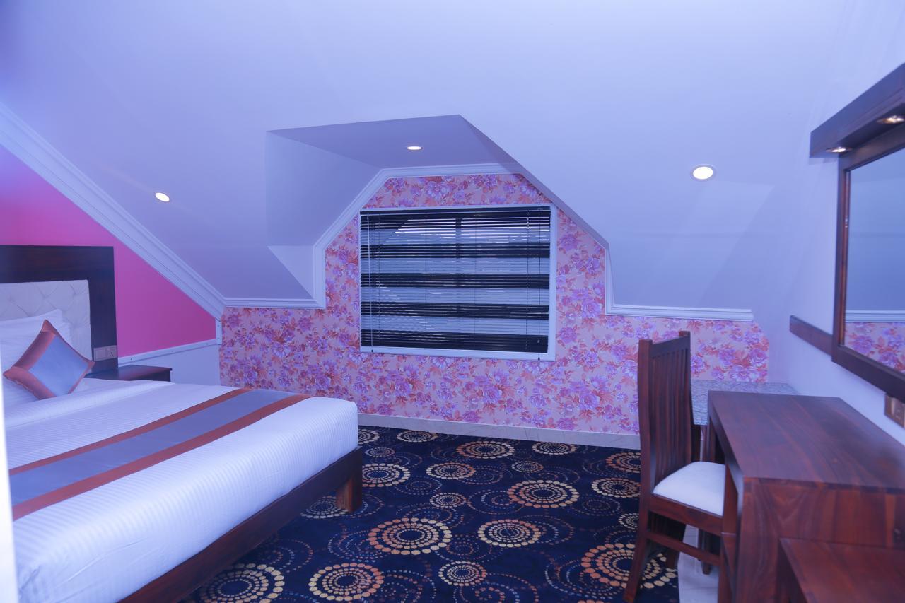 Galaxy Grand Hotel Nuwara Eliya