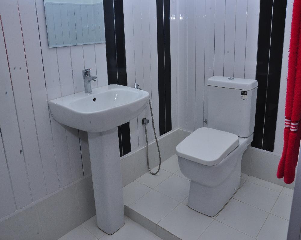 Moonplains Hemaya Bungalow Hotel