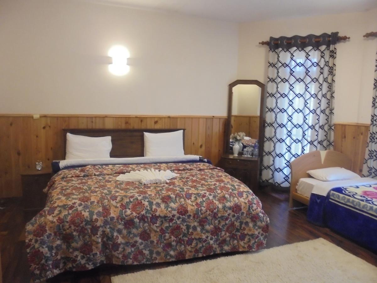 The Hill Town Bed & Breakfast *