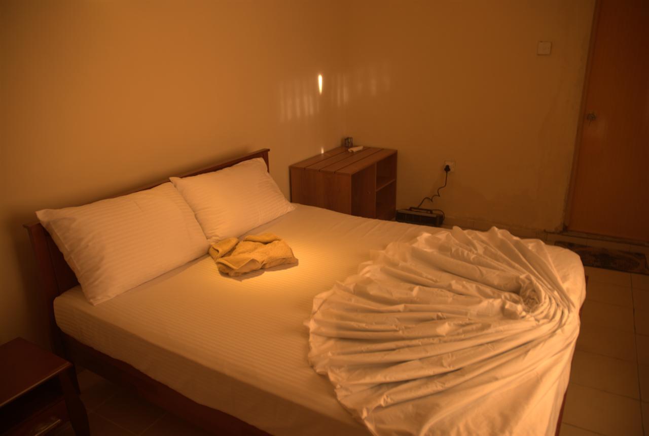 Gregory Lake Inn 3*