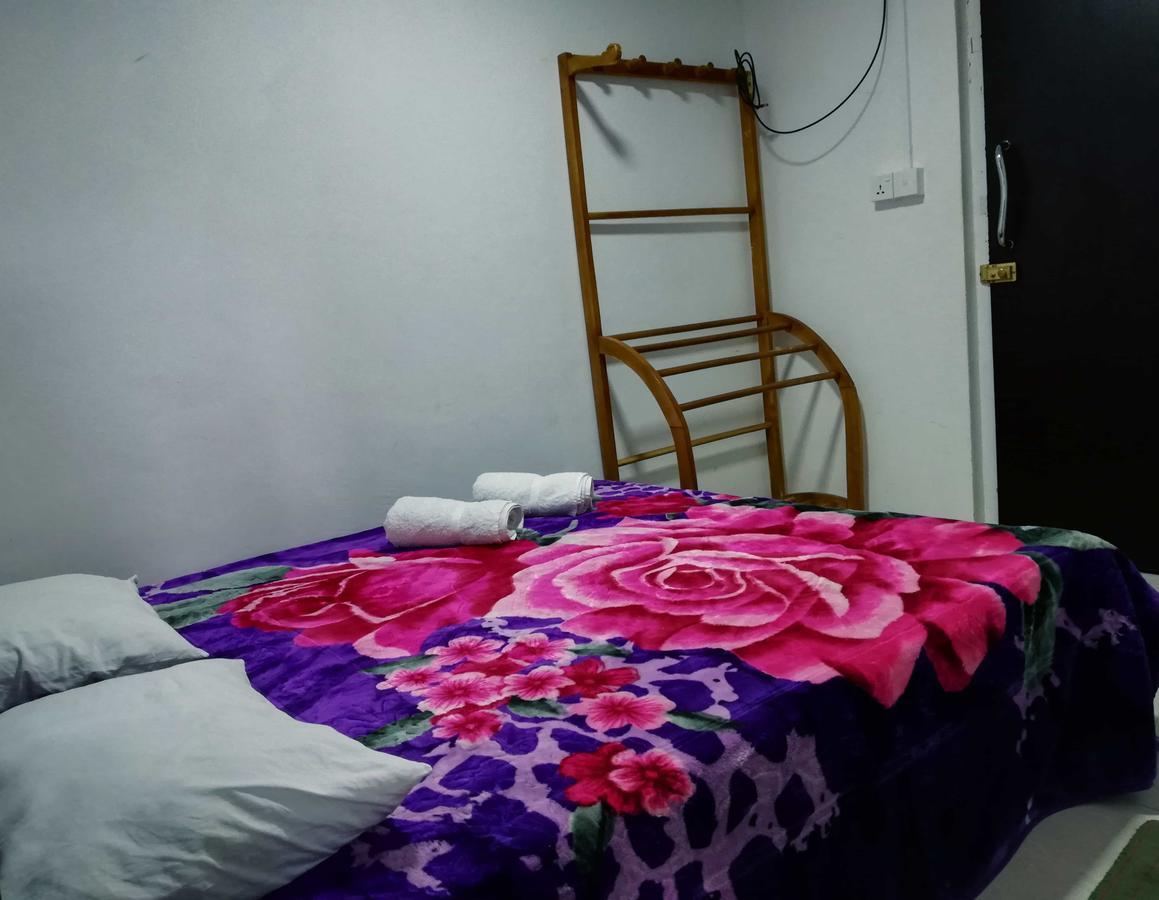Blooms Lily Hostel Nuwara Eliya