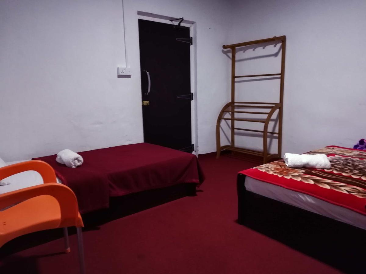 Blooms Lily Hostel Nuwara Eliya