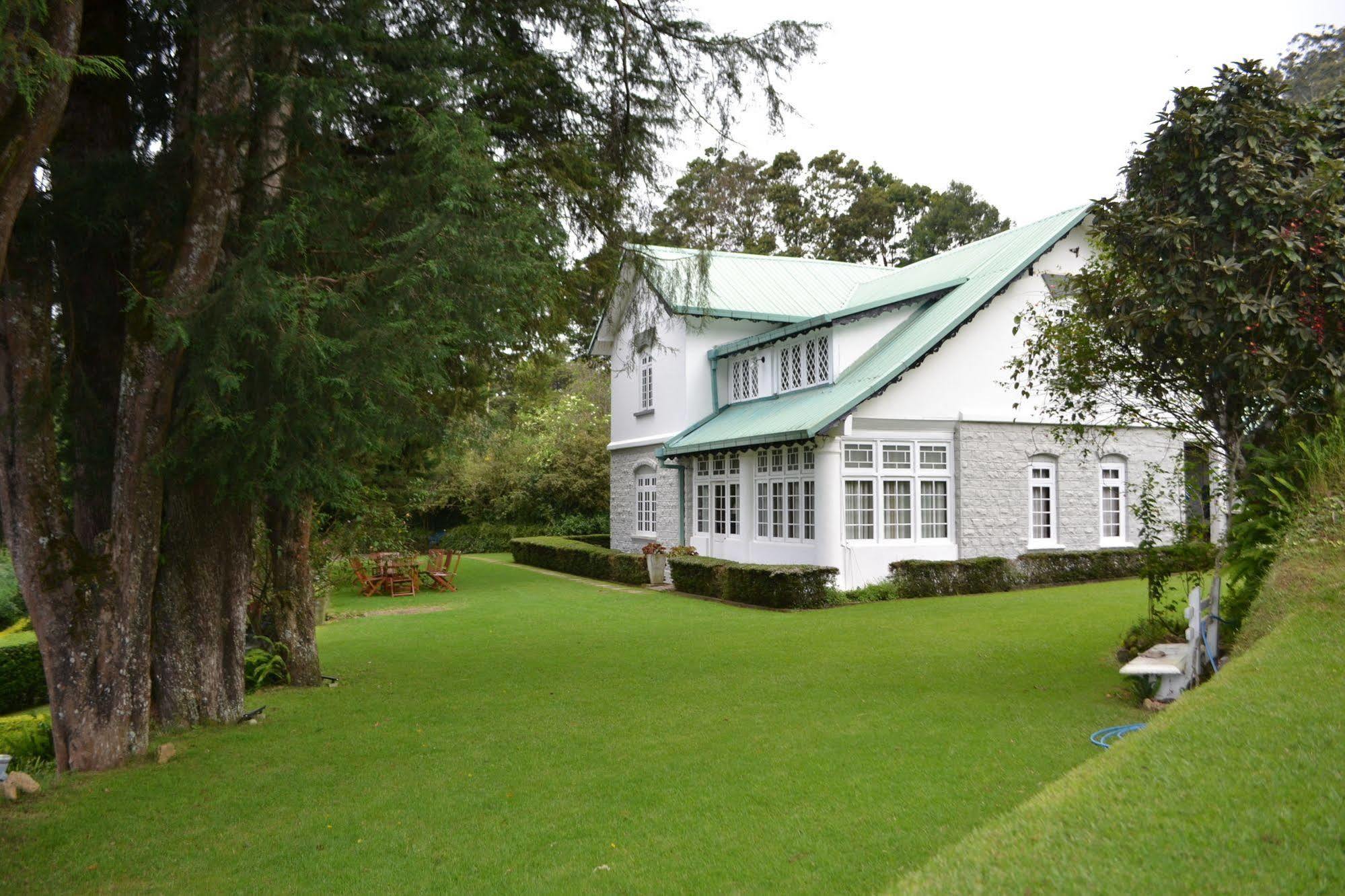 Brockenhurst Villa *