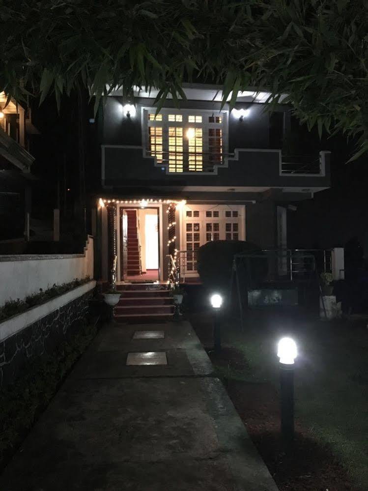 Royal Mount Hotel & Restaurant Apartment