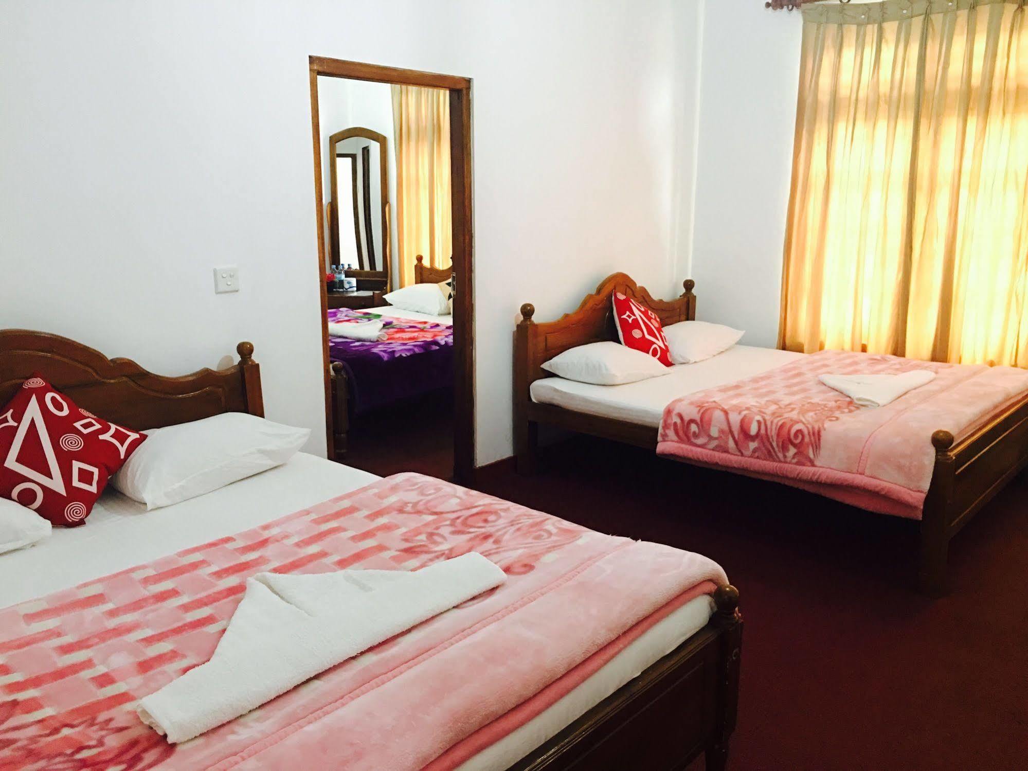 Apartment Royal Mount Hotel & Restaurant