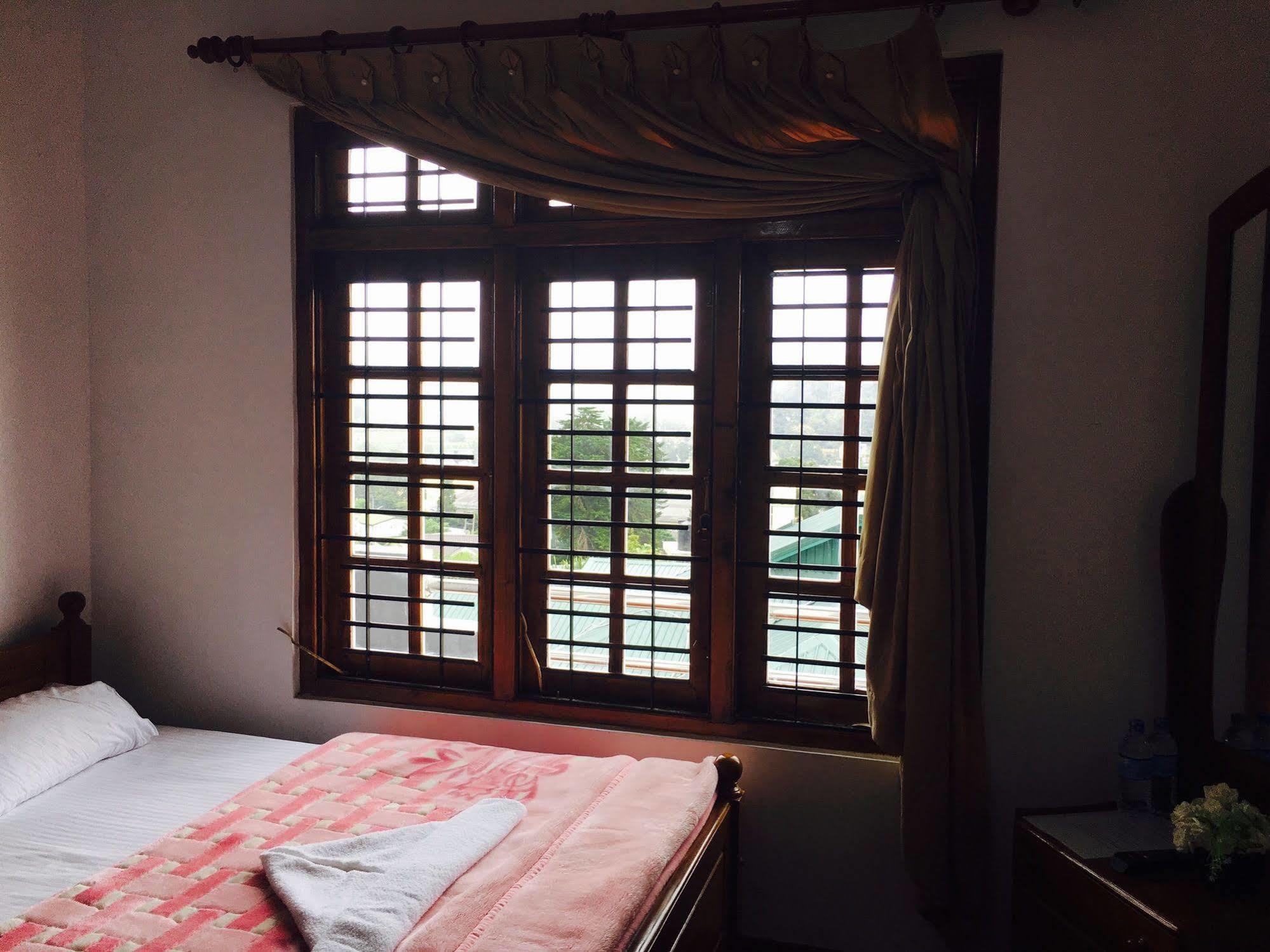 Royal Mount Hotel & Restaurant Apartment