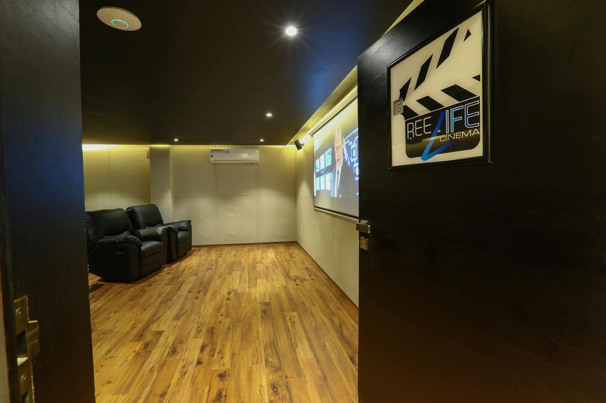 Hotel Horton Towers And